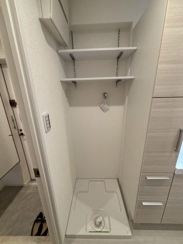 日興児玉パレス南青山のランドリースペース