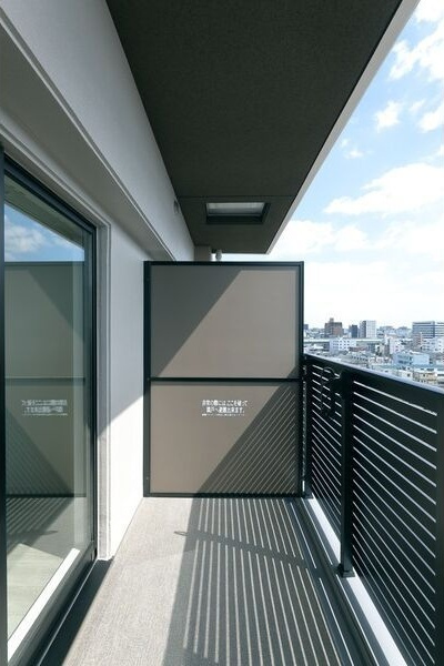 S-RESIDENCE尾頭橋clarity　キャンペーン実施中のバルコニー