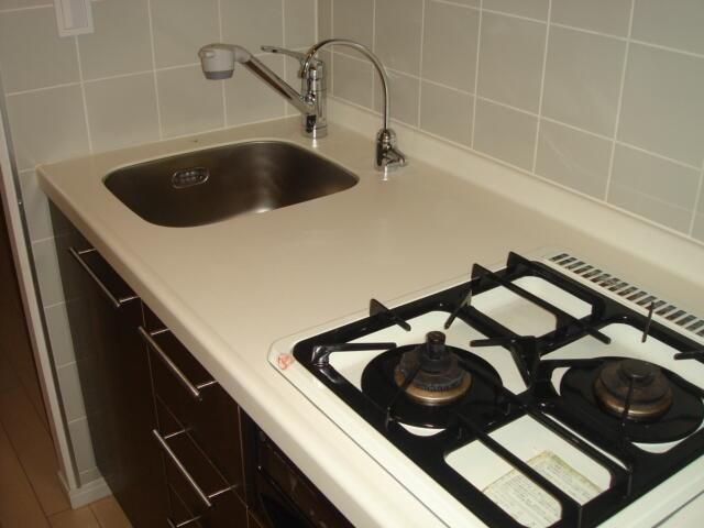 レジディア神田岩本町のキッチン