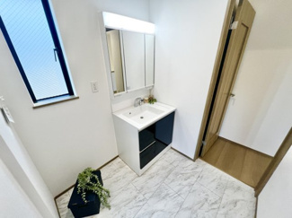 【独立洗面台】 | 杭全７丁目　新築一戸建