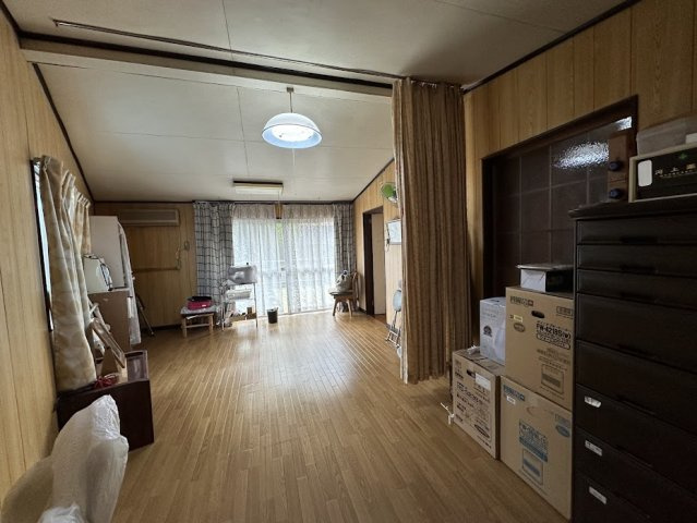 中古平屋住宅　洞の洋室