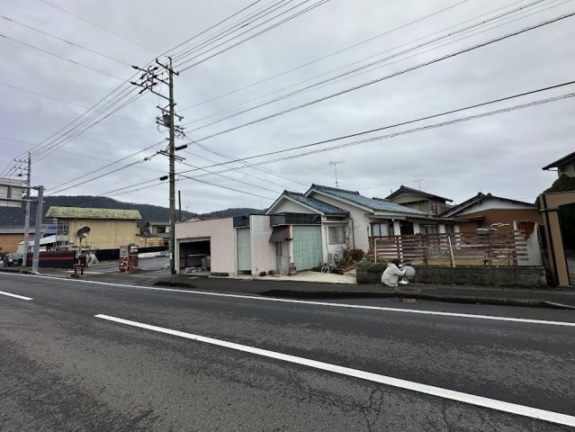中古平屋住宅　洞の前面道路含む現地写真|西側