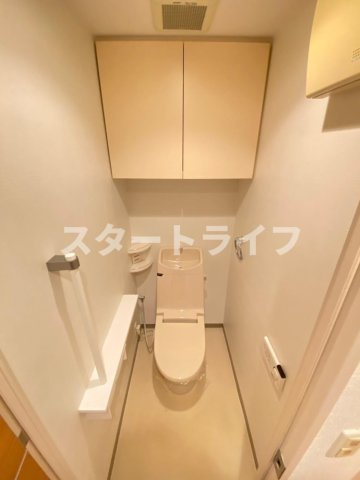 大阪市淀川区十三東２丁目の賃貸マンションのトイレ|参考写真です