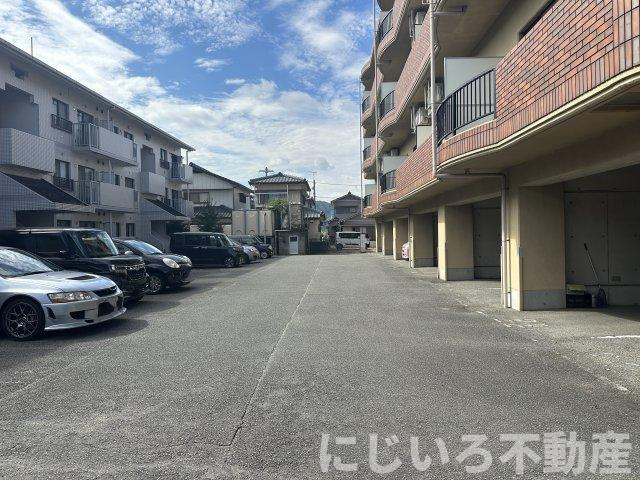 プレタ21の駐車場