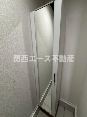 【玄関】 | あんしん+VieM善根寺13-1035（ガレージハウス）