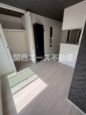 【居間・リビング】 | あんしん+VieM善根寺13-1035（ガレージハウス）