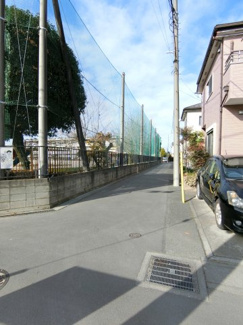 【前面道路含む現地写真】 | 上尾市南　建築条件なし売地　67坪