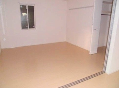 【寝室】 | セジュールラック西館 | 落ち着いた色調の寝室です