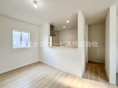 【キッチン】 | 沼津市中沢田 3期 新築一戸建て 3号棟 | きれいなキッチンです