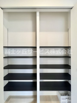 【収納】 | 沼津市中沢田 3期 新築一戸建て 3号棟 | 収納があります