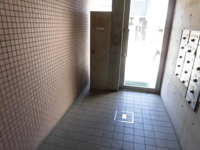 【エントランス】 | ベルメゾン相川 | 綺麗なエントランスです。