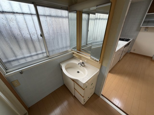 【独立洗面台】 | 上藤松一丁目　戸建