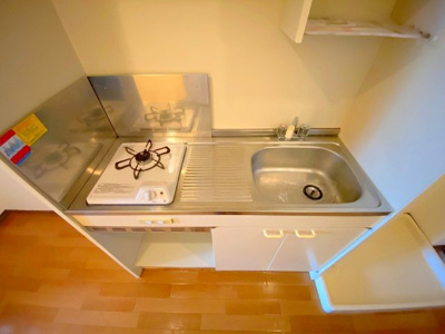 【キッチン】 | センチュリー曙Ⅰ | コンパクトなキッチンで掃除もラクラク