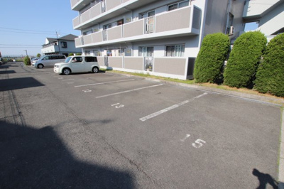 【駐車場】 | ラフィーネ壱番館