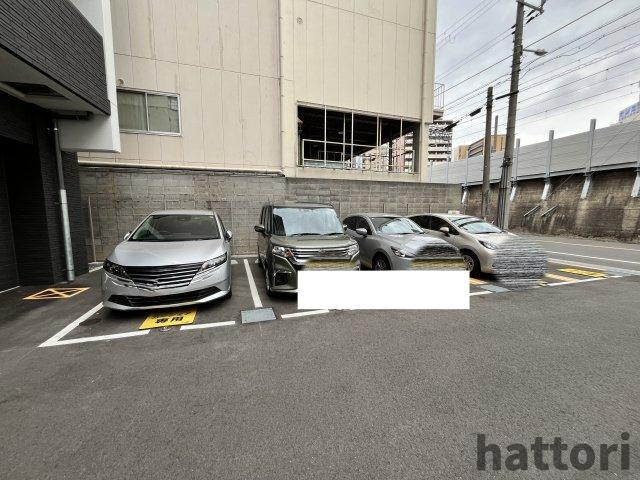 エスリードレジデンス梅田デュオの駐車場
