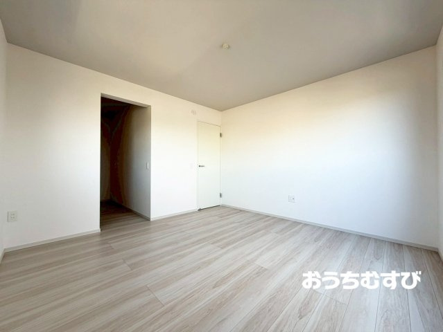 守山区今尻町2期(全1棟)の洋室