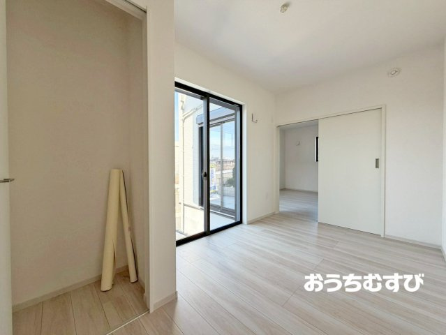 守山区今尻町2期(全1棟)の居間・リビング