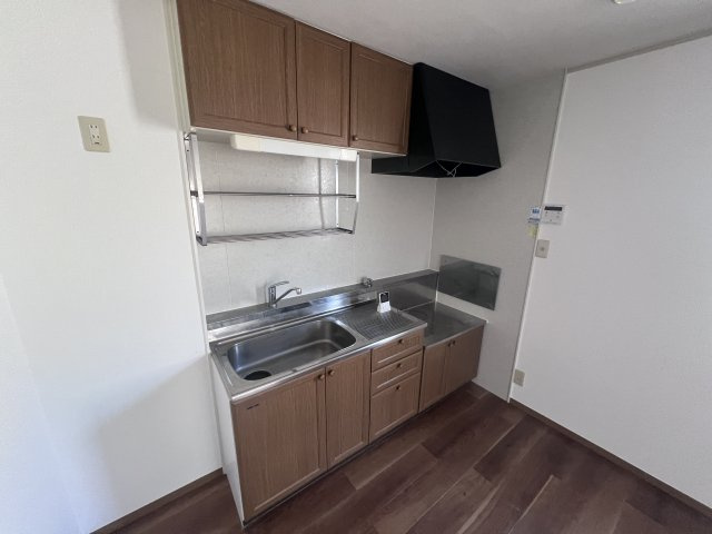 アルパポンテ一番館のキッチン