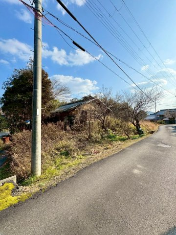 野洲市大篠原　建築条件無し売土地の前面道路含む現地写真