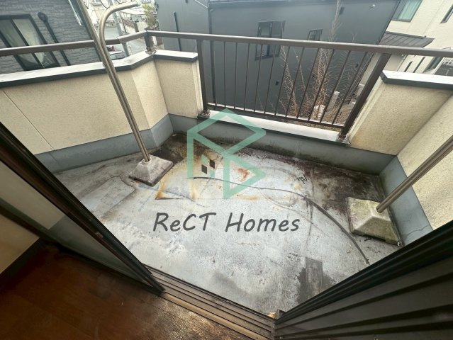 姫路市広畑区才中古戸建のバルコニー