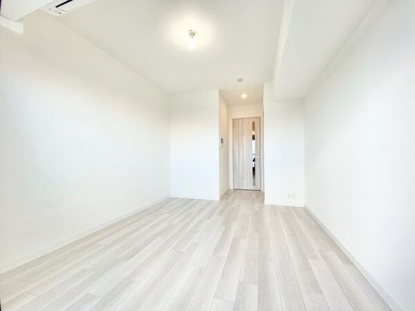 S-RESIDENCE豊国通 ☆礼金0円部屋あり!☆の居間・リビング