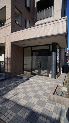 【エントランス】 | ベラ・ヴィスタ | エントランス