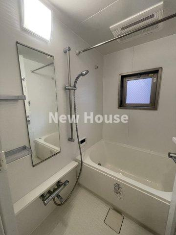 クレヴィアリグゼ西巣鴨の浴室