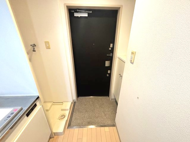 ライジングコート深江本町フラワーパークの玄関