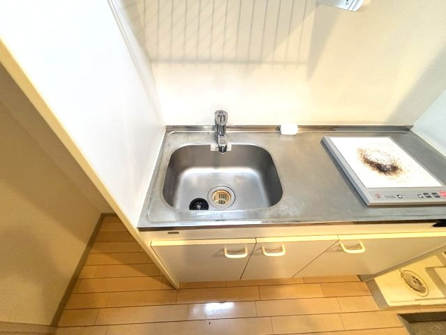 ライジングコート深江本町フラワーパークのキッチン