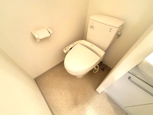 ライジングコート深江本町フラワーパークのトイレ