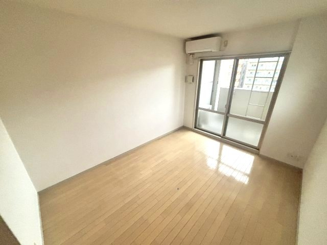 ライジングコート深江本町フラワーパークの寝室