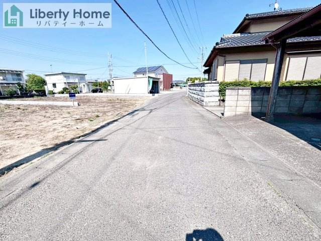 第1常総市中妻町　新築戸建　2号棟の前面道路含む現地写真