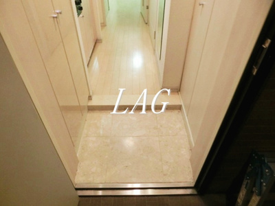 【玄関】 | ガラ・ステーション四谷三丁目 | 玄関です。