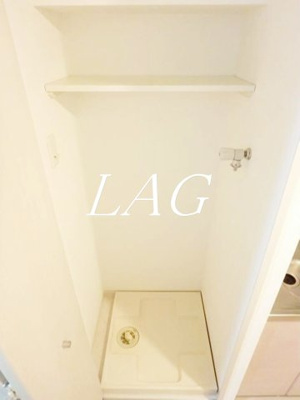 【設備】 | ガラ・ステーション四谷三丁目 | 室内洗濯機置き場です