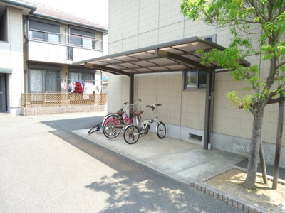 【その他】 | ラパルテール 弐番館 翔 | 屋根付き駐輪場