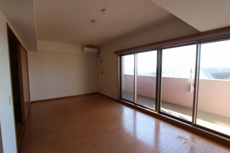 【居間・リビング】 | メデカマンション桂