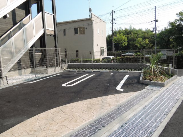 ポルタスの駐車場
