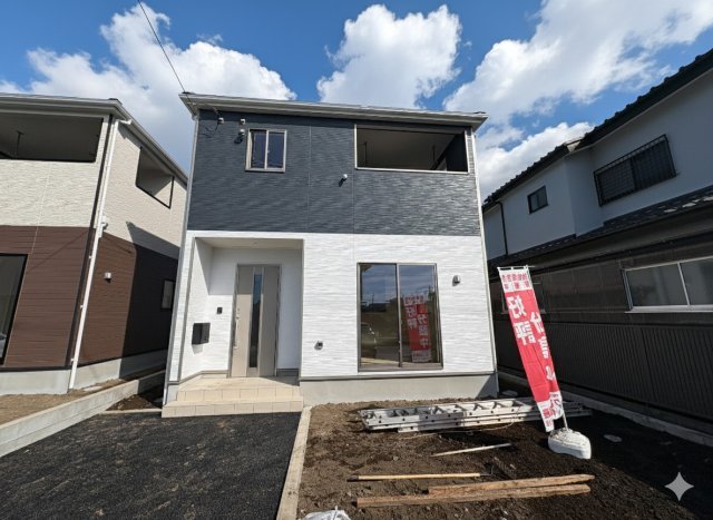 【Cradle garden】高根沢町宝積寺 第16 全3棟の外観|〇1号棟〇
未完成物件ですが、お近くの同社施工完成物件をご内覧いただくことも可能です☆
お気軽にお問い合わせください♪
※2025年12月撮影