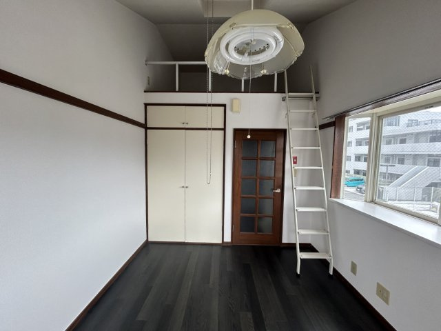 ソユーズの洋室