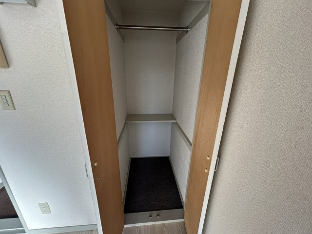 レオパレス古賀の収納