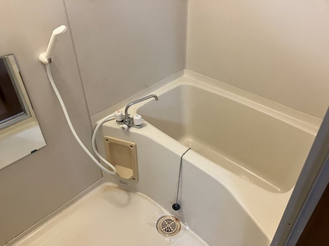 メゾンエマーレの浴室