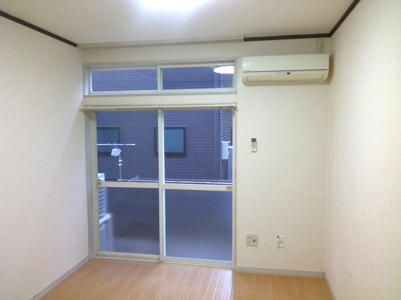 サンコーポの居間・リビング