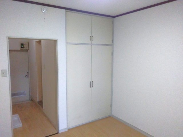 サンコーポの洋室