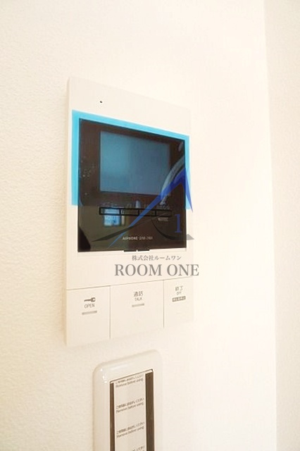カーサ・コスタ富士見台のセキュリティ|モニター付きインターホンです。