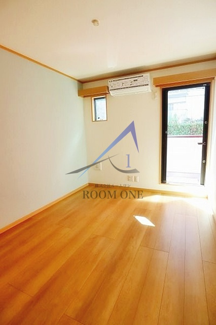 カーサ・コスタ富士見台の居間・リビング|洋室のお部屋です。