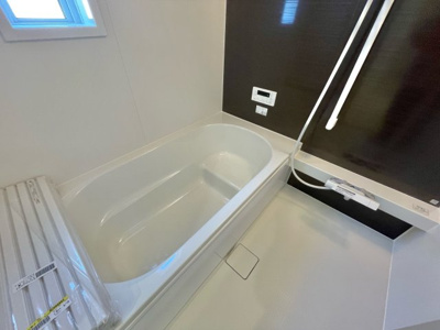 【トイレ】 | 【新築戸建て】秋田市外旭川第4 | ※同仕様写真です。
1階・2階にトイレ完備、シャワートイレ・暖房便座