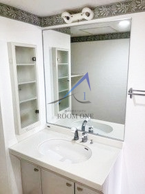 ファースト浅賀の洗面所|洗面台です。