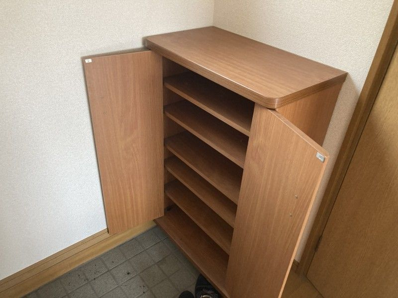 ブリーズ白山の玄関