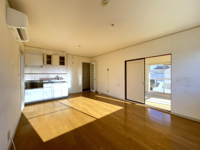 早川（粕壁）貸家の居間・リビング