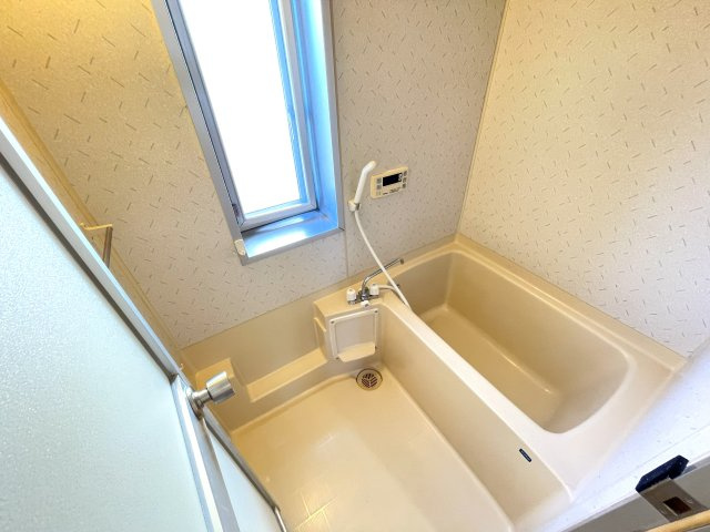 早川（粕壁）貸家の浴室